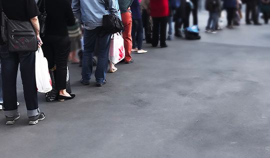 ¿Cómo reducir tiempos de espera en tu negocio hasta un 40%? Kioscos para autoservicio